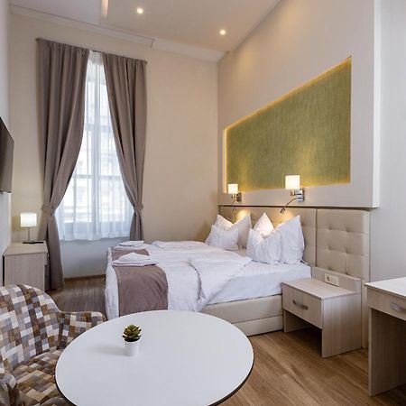 Marbles Residence Budapest Bagian luar foto